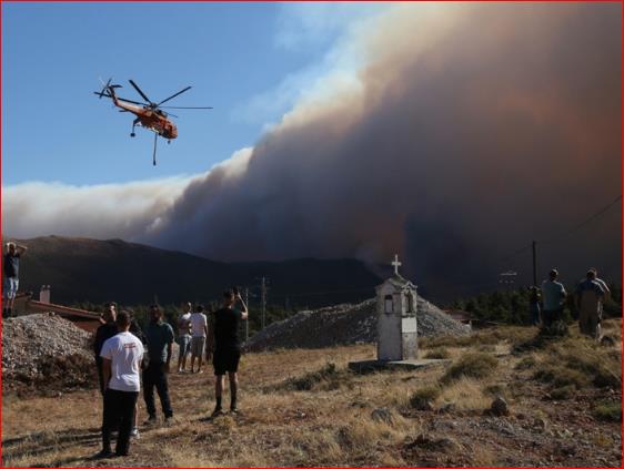 Во Грција и натаму беснее опасна огнената стихија