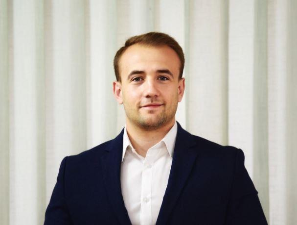 Стојаноски: Македонија лидер во регионот: Патничкиот авиосообраќај порасна за 27,9%