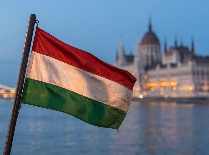 Политички превирања во Унгарија: Тиса бара итен избор на нов претседател