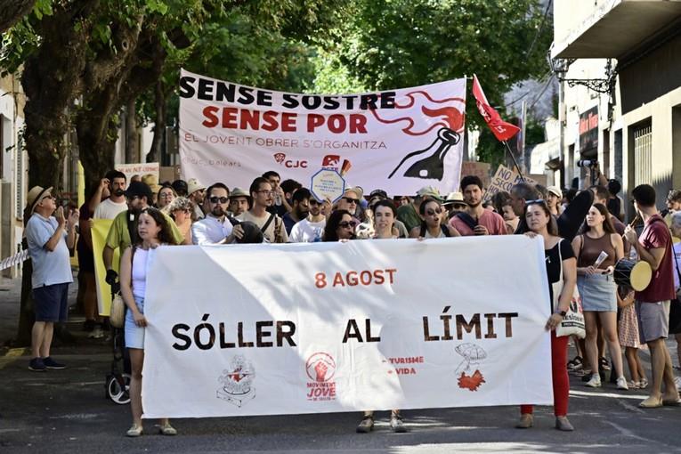 Протест на Мајорка против масовниот туризам