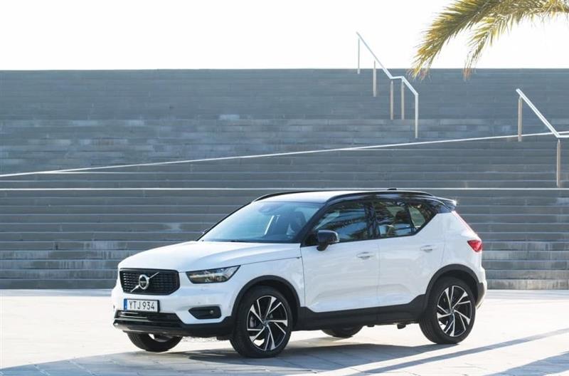 Објавено повлекување на „Volvo XC40“ поради ризик од пожар