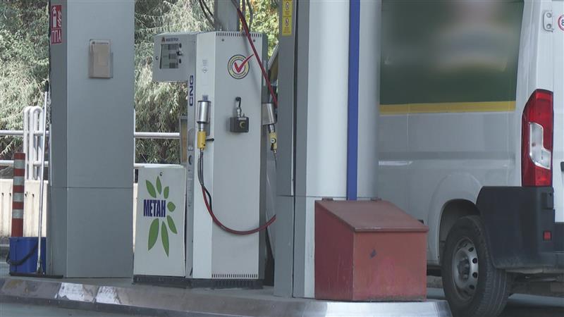 Нов скок на горивата: Дизелот се продава за 98 денари, бензините по 91,5 и 93,5 денари за литар