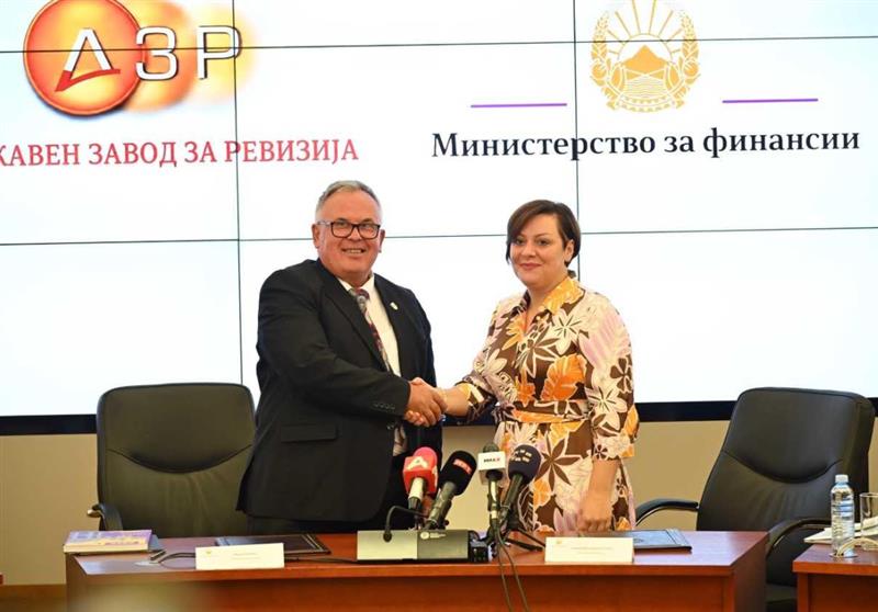 Димитриеска-Кочоска и Ацевски потпишаа Меморандум за соработка помеѓу МФ и ДЗР – Поголема координација за заштита на јавните средства