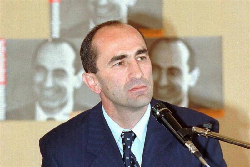Уапсени се поранешниот претседател на Ерменија и неговиот син 