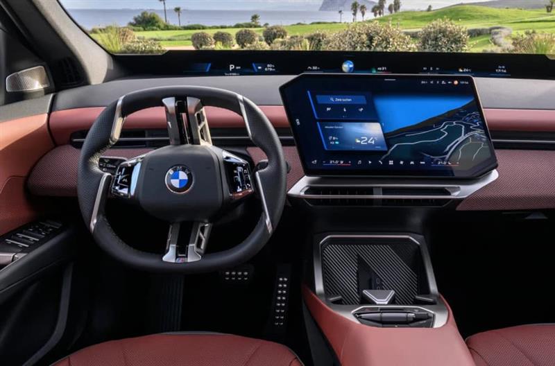 „BMW“ верува дека лицата под 45 години не сакаат копчиња - другите производители ги враќаат