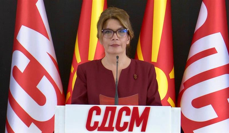  Борозан: На кого Мицкоски му ги поклонува водата, земјата и струјата за дата центри?