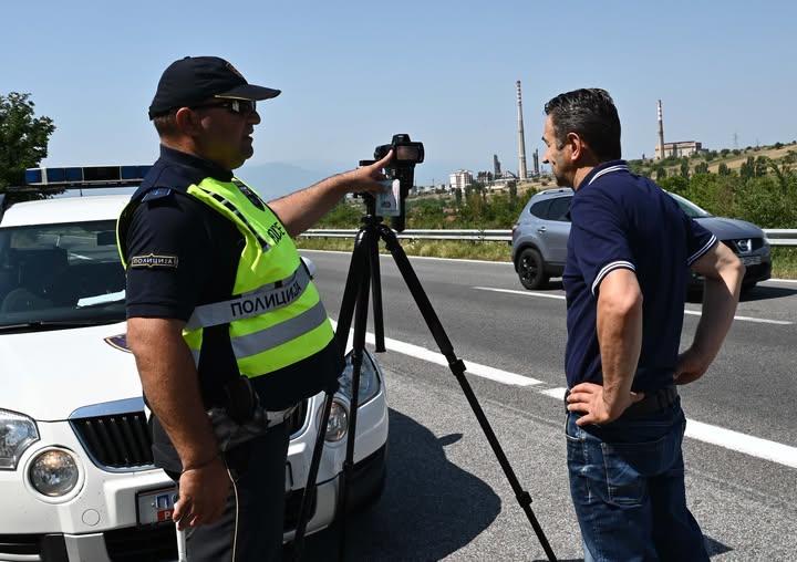 Србин два пати летово „летал“ низ Македонија двојно побргу од дозволеното- уапсен е 