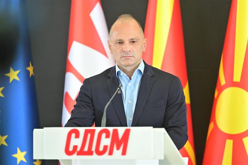 Филипче: Тажен почеток на училишната година, 3.000 помалку деца, 433 паралелки помалку, затворени 26 училишта