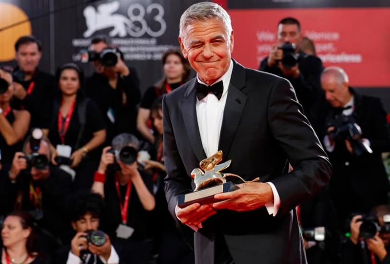 Џорџ Клуни во Венеција доби Златен лав за животно дело 