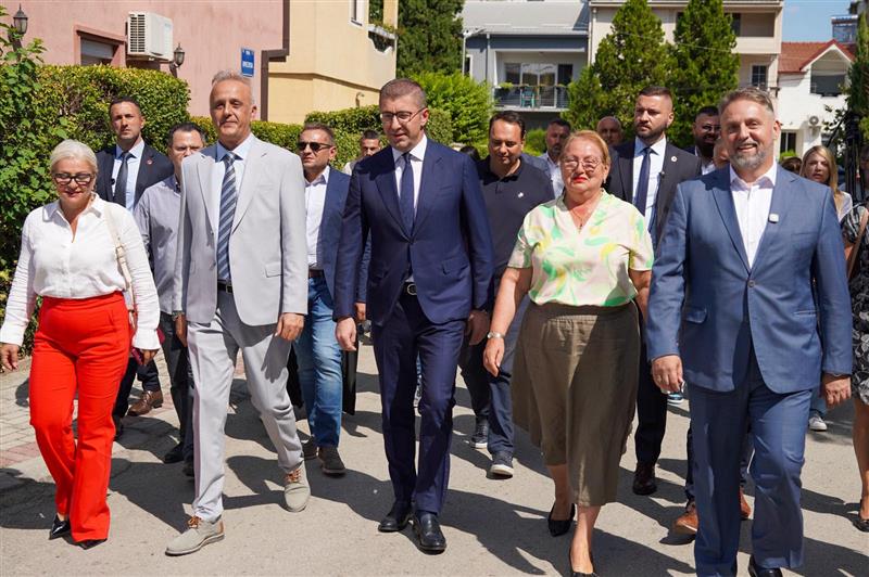 Мицкоски од Карпош: Започна изградбата на спортската сала во ООУ „Братство“