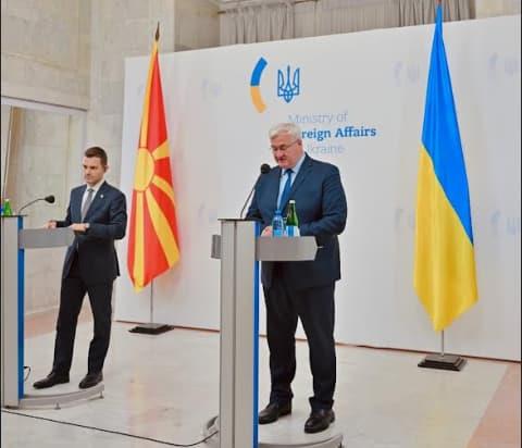 Средба на министерот Муцунски со министерот за надворешни работи на Украина, Андриј Сибиха