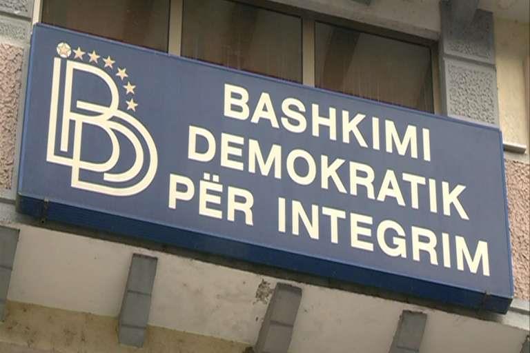 ДУИ: Албанците секаде исклучени, ВЛЕН молчи