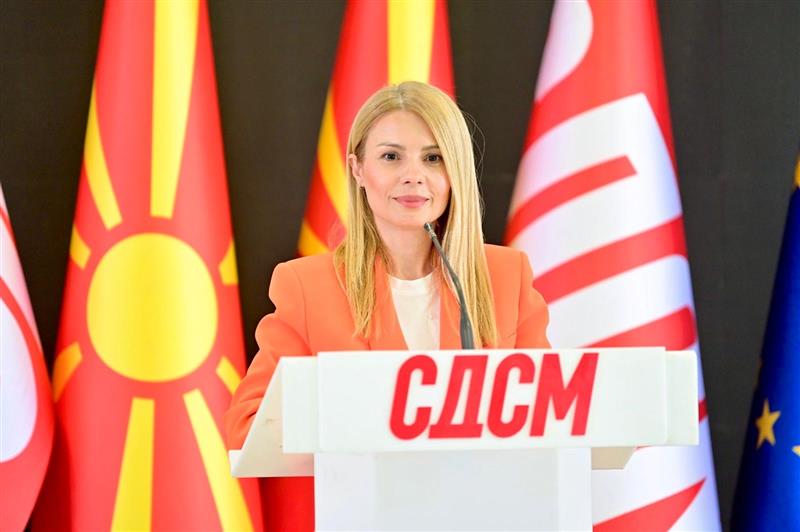 Штерјова: Мицкоски за две години направи долг колку половина од задолжувањата за 35 години