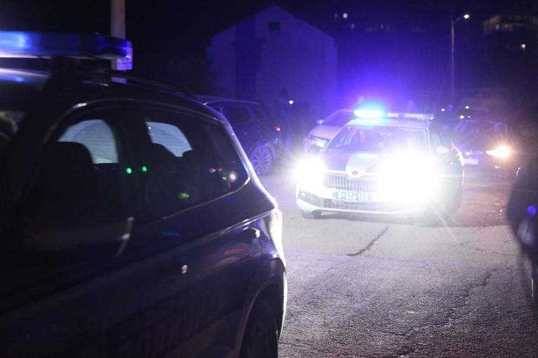 Десетгодишно дете пукало во маж во црковен двор во Србија- го принудил татко му