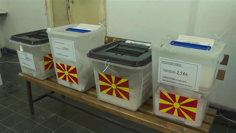 Ќе има ли предвремени избори и има ли договор мегу власта и ДУИ?