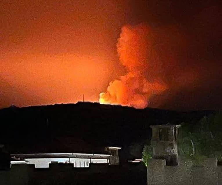 Експлозија во уште едно бугарско складиште за оружје, пожар го осветли ноќното небо