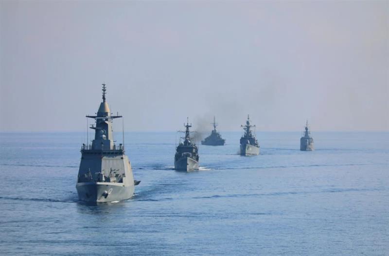Иран најавува нов коридор низ Ормускиот Теснец, Оман молчи