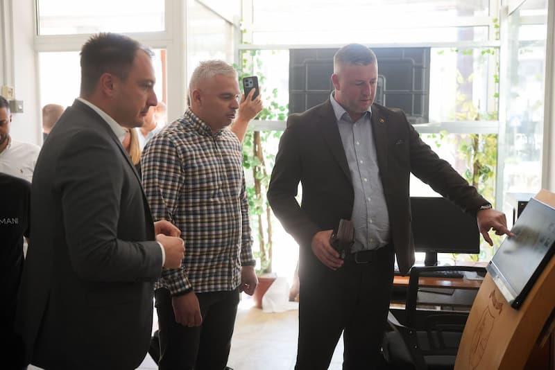 Андоновски во посета на Делчево: Дигитални решенија за поефикасни општини и поквалитетни услуги за граѓаните