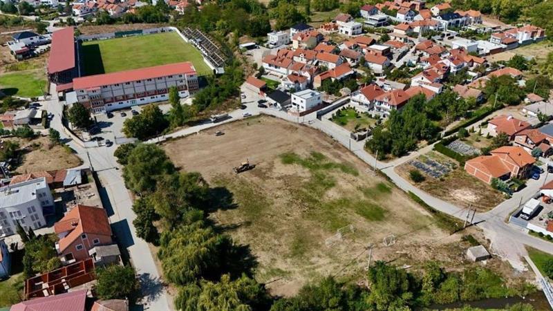 Ристовски: Почнува целосна реконструкција на фудбалскиот терен на ФК Башкими во Куманово
