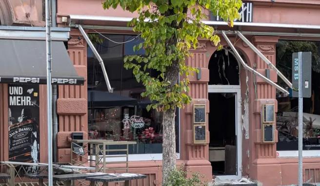 Нови експлозии во Франкфурт, цели кафуле и бар за наргиле