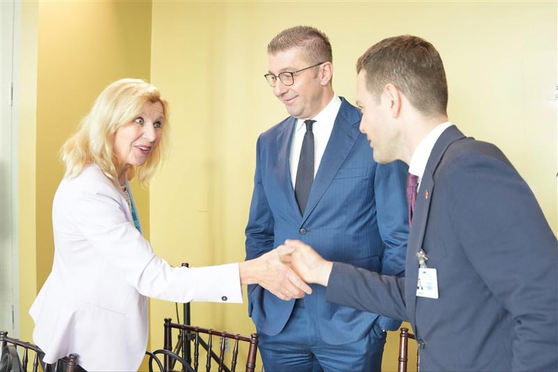 Мицкоски во Њујорк на панел, чиј домаќин беше финскиот претседател 