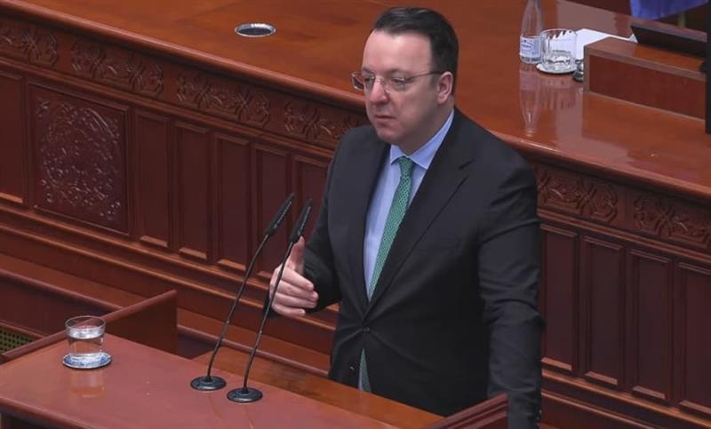 Николоски: Од март следната година нова авиолинија Дубаи -Скопје
