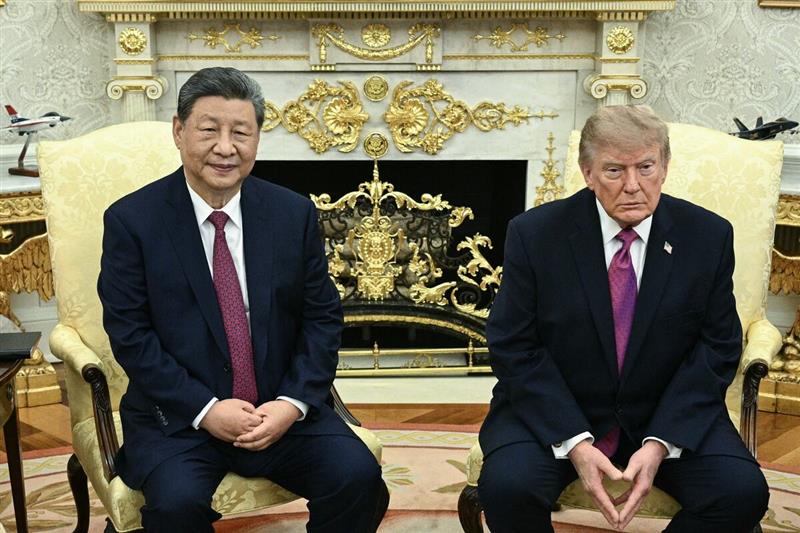 Видео-фото: Трамп и Си Џинпинг испратија пораки за подобрување на односите меѓу САД и Кина 