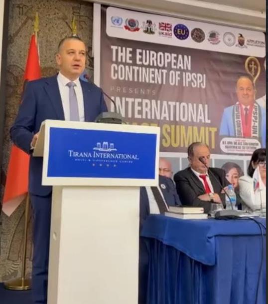 Стерјовски на Самитот за мир во Тирана: „Нашите идентитети треба да бидат мостови, а не ѕидови“