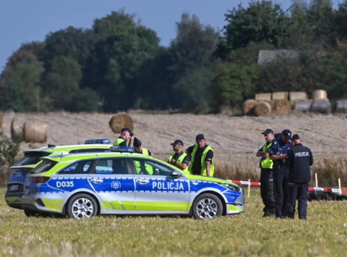 Напад со нож во училиште во Полска, ученик ги нападнал директорот и домарот