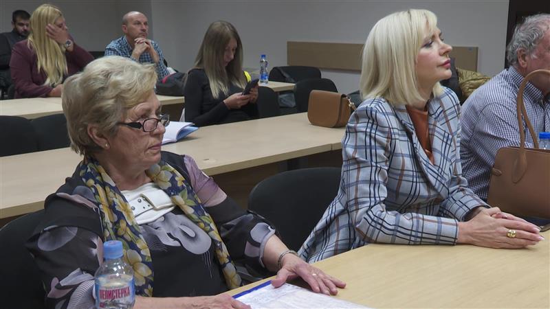 Парите се наши, ги чувавме за стари години, не ни ги даде Ѓоко-сведочеше мајката на судијата Ристов 