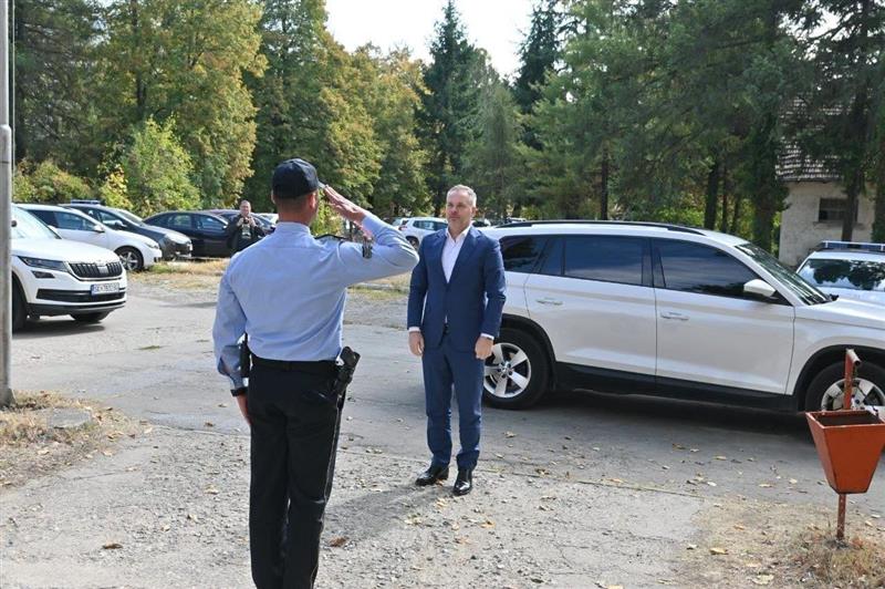 Јанев во посета на РЦГР – Запад: Проактивното работење е клучно за безбедноста на границата