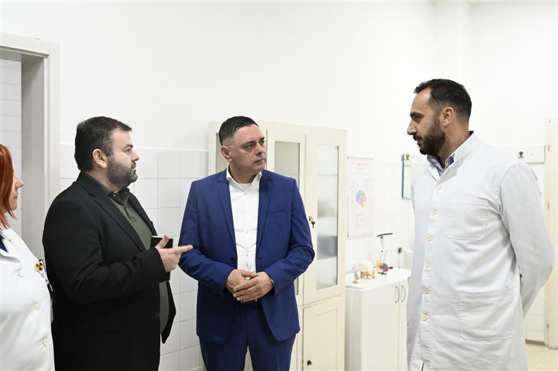 Јанчев: ЈЗУ Општа болница со проширена дејност Кавадарци доби нов ЕМГ кабинет 