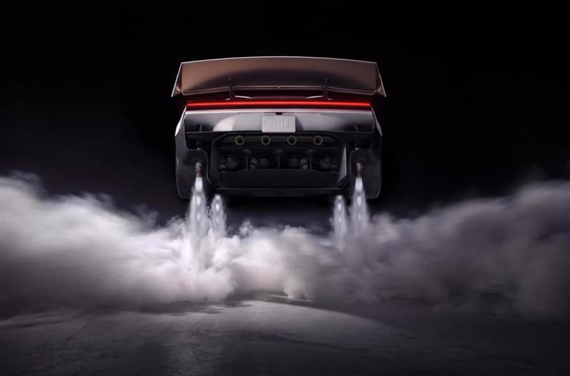 Новaтa „Tesla“ лебдеше пред публиката (ВИДЕО)