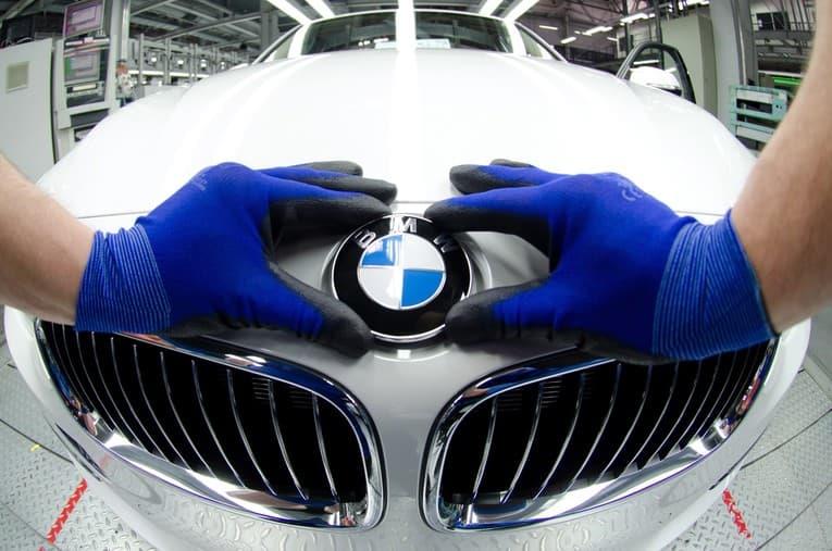 „BMW“ им нуди на вработените над 650.000 евра за да си заминат, интересот е преголем