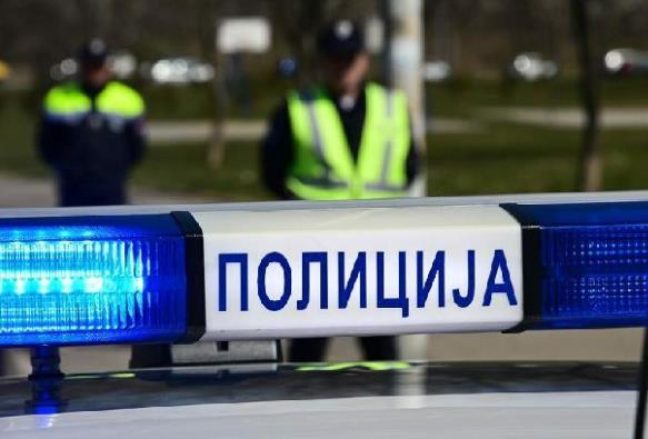 Закани за поставени бомби во повеќе од 100 училишта низ Србија 