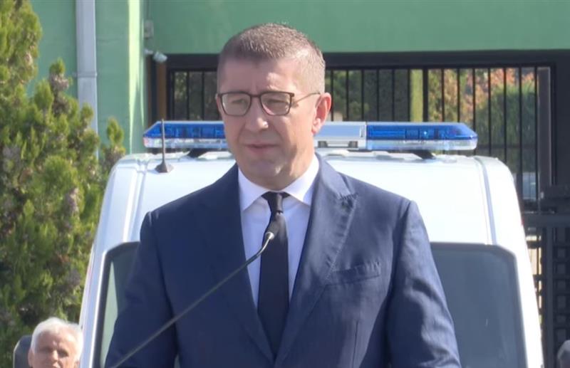 Мицкоски на промоција на нови амбулантни возила: Наш приоритет во периодот кој следи се инвестициите во здравството