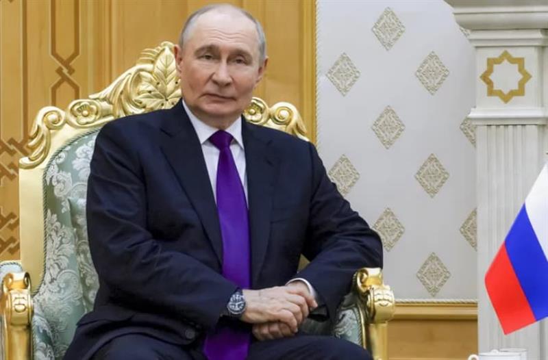 Чешкиот претседател е загрижен за Путин: Има опсесивен страв дека ќе го убијат, параноичен е и лошо информиран (ВИДЕО)