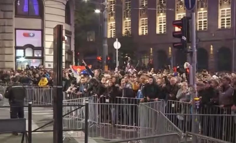 Вучиќ си оди: Студентската листа освои апсолутно мнозинство и самата ќе може да ја формира новата српска влада