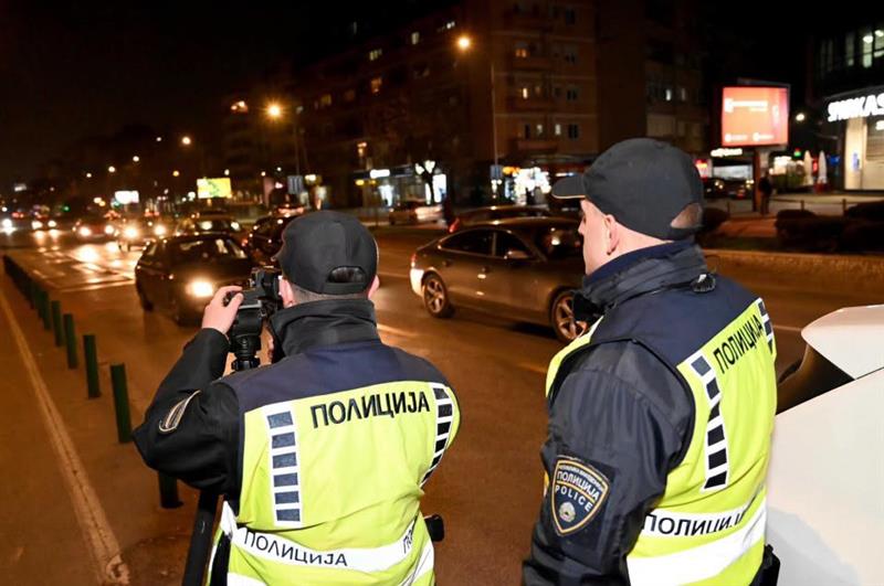 Полициските службеници изминатите три дена констатираа 2720 сообраќајни прекршоци