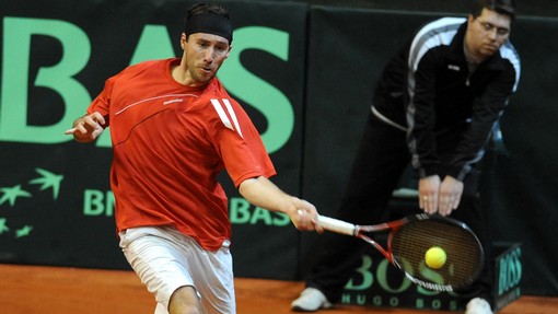 Грабул и Мицов со пресврт до победите